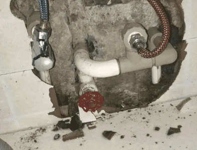 商州卫生间漏水维修公司专业为您介绍下商州查漏水的服务流程是怎么样的。首先需求找专业的师傅走效